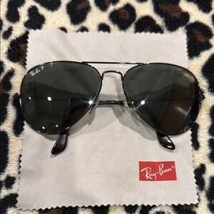 Ray-Ban Black Aviator Sunglasses